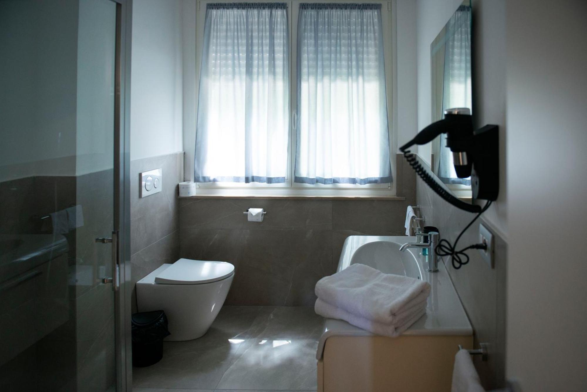 Le Relais Du Lierre Hotel Poggio  Værelse billede