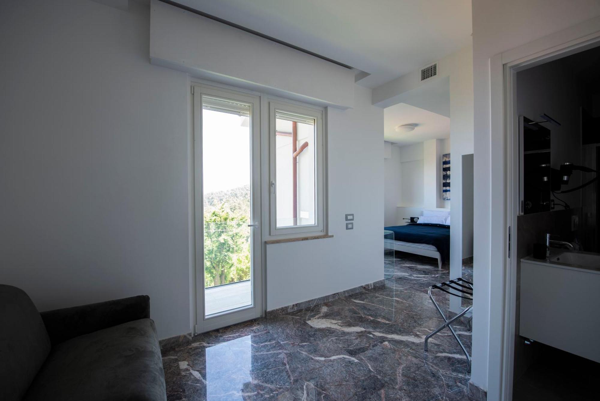Le Relais Du Lierre Hotel Poggio  Værelse billede