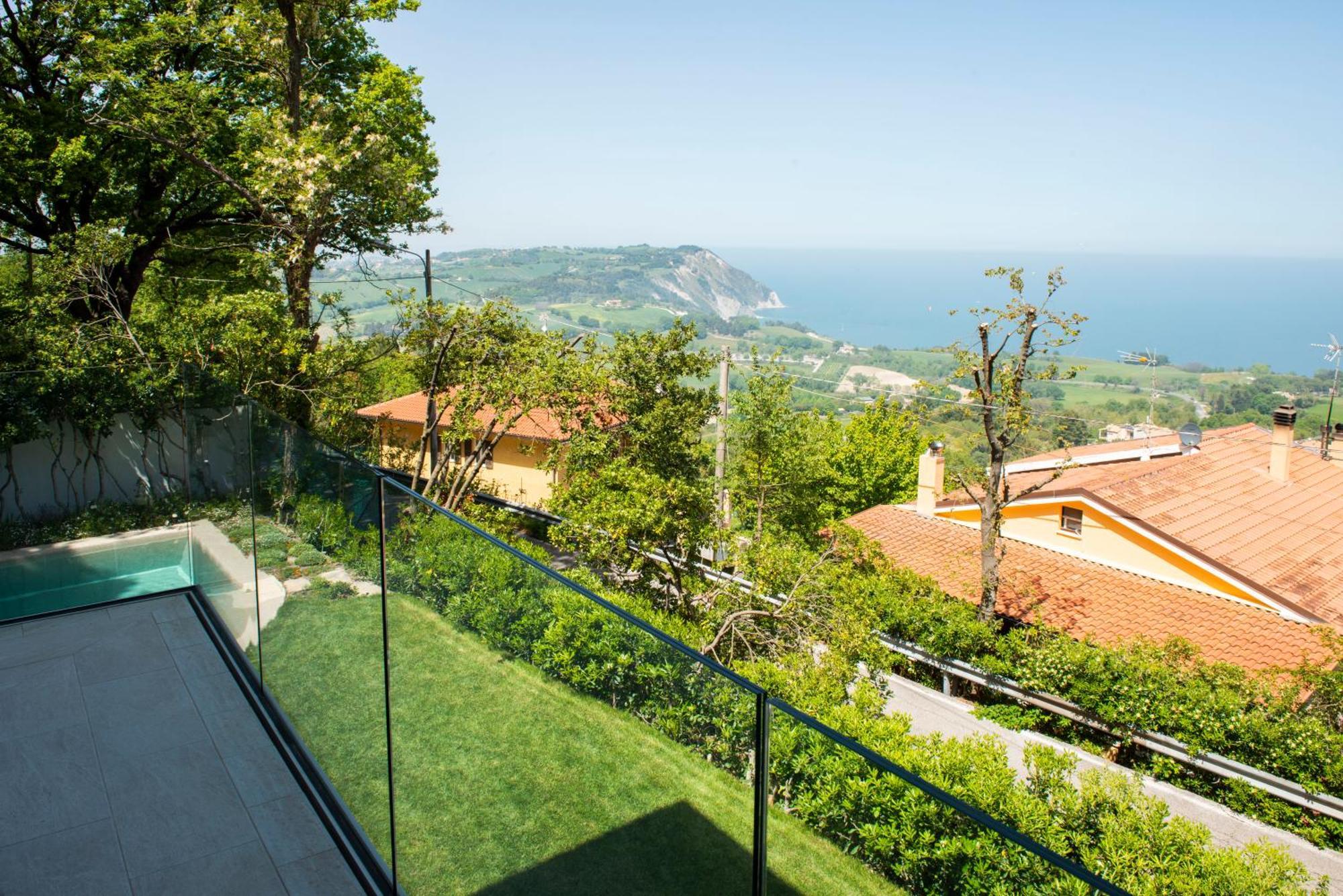 Le Relais Du Lierre Hotel Poggio  Værelse billede